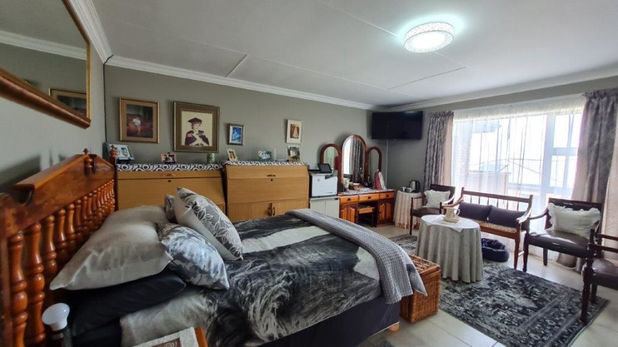 3 Bedroom Property for Sale in Dana Bay Western Cape